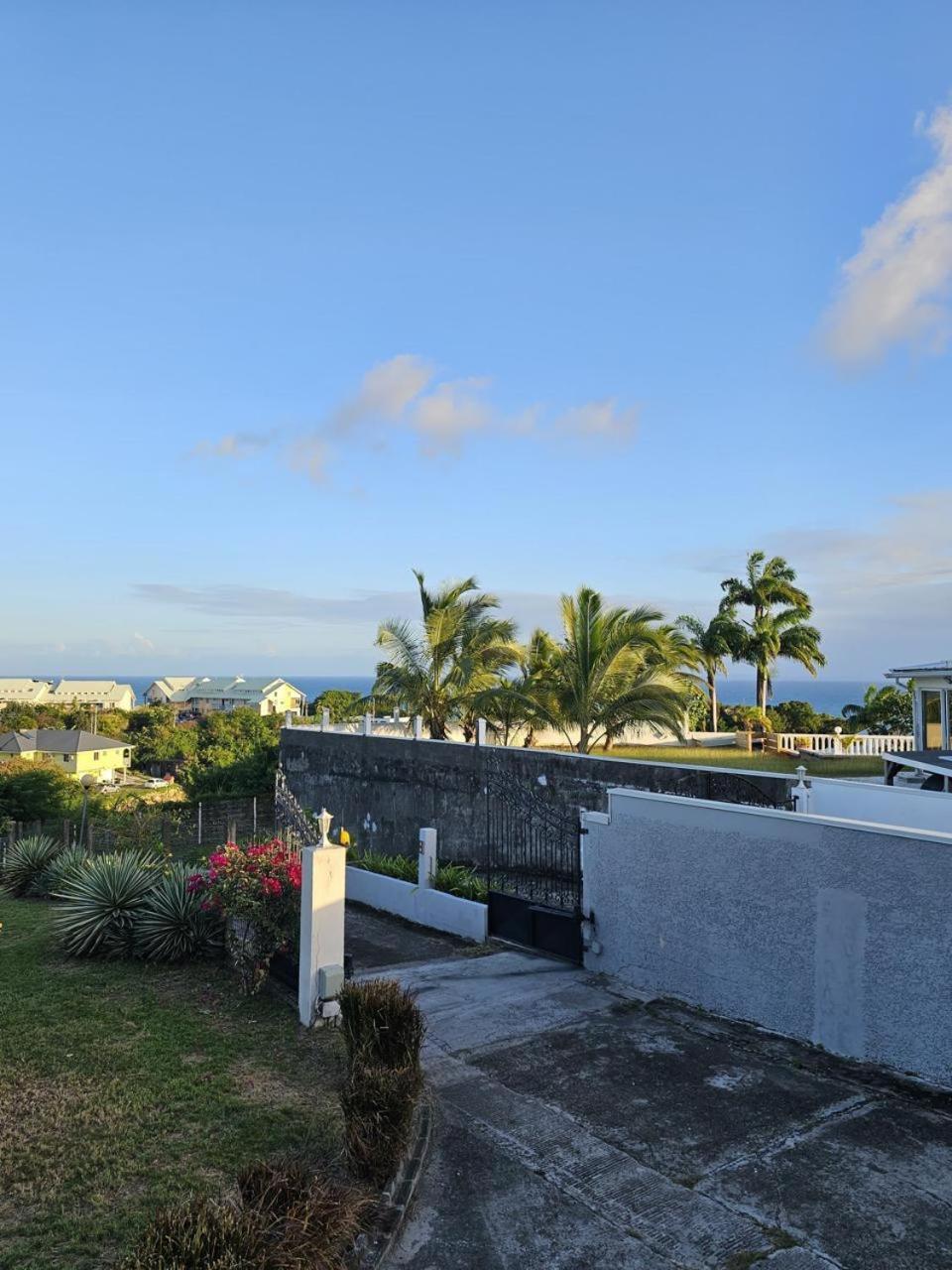 Villa 6-10 Pers, Vue Mer, Piscine Privee, Plage A Pieds Le Gosier  Eksteriør billede